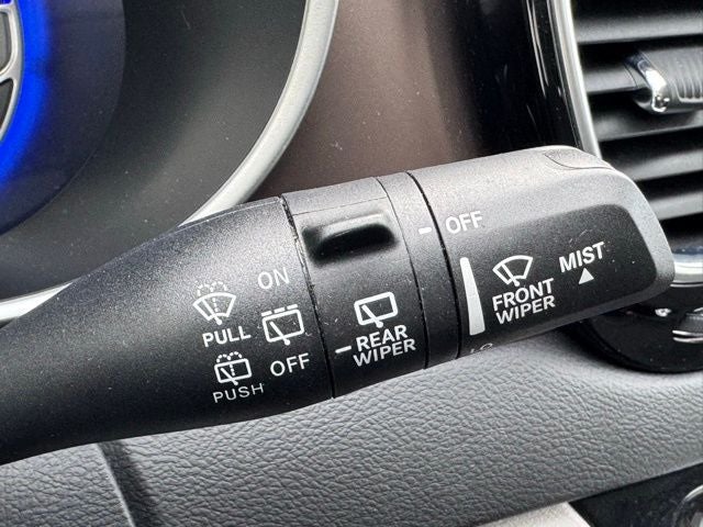 2024 Chrysler Voyager LX FWD