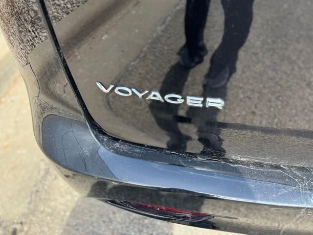 2024 Chrysler Voyager LX FWD