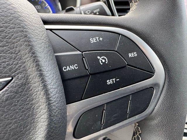 2024 Chrysler Voyager LX FWD