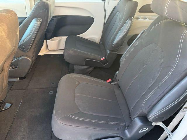 2024 Chrysler Voyager LX FWD