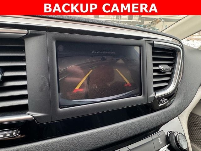 2023 Chrysler Voyager LX FWD