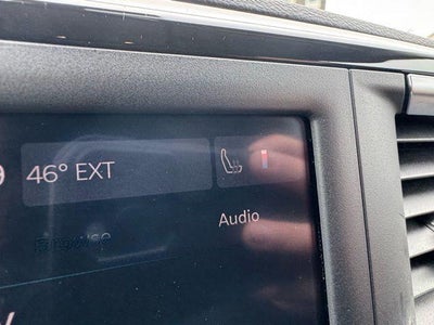 2023 Chrysler Voyager LX FWD