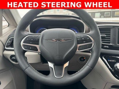 2023 Chrysler Voyager LX FWD