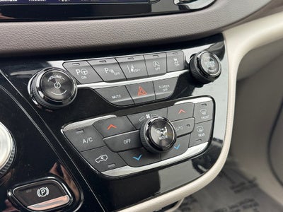2018 Chrysler Pacifica Touring L Plus FWD