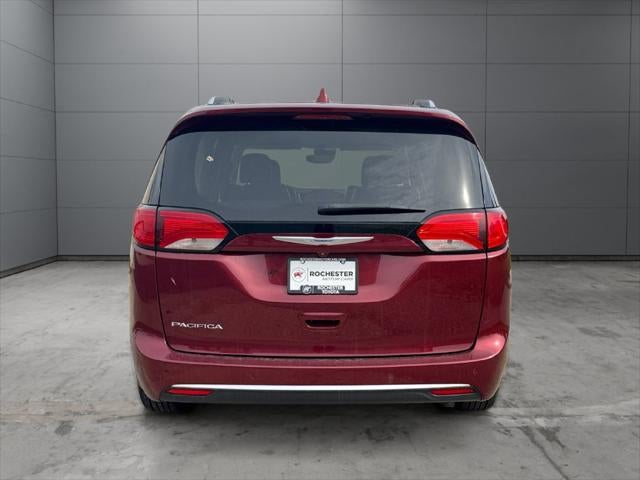 2018 Chrysler Pacifica Touring L Plus FWD