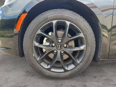 2025 Chrysler Pacifica Limited FWD
