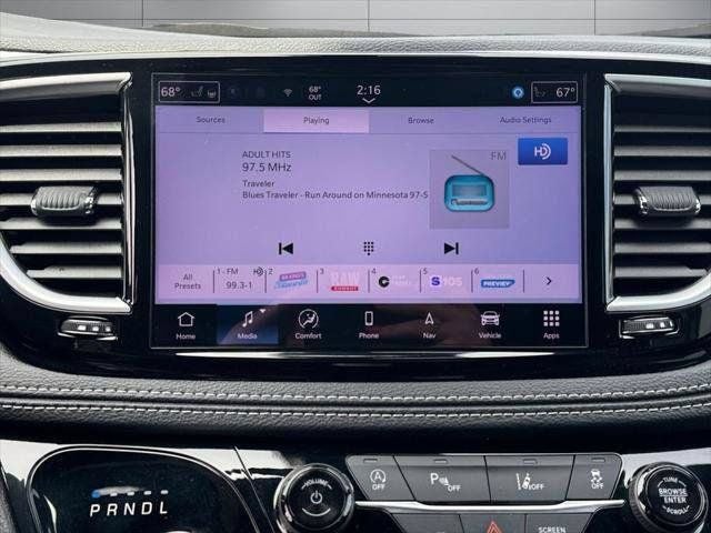 2025 Chrysler Pacifica Limited FWD