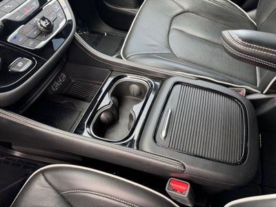 2025 Chrysler Pacifica Limited FWD