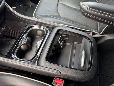 2025 Chrysler Pacifica Limited FWD