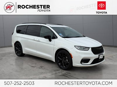 2025 Chrysler Pacifica Limited FWD