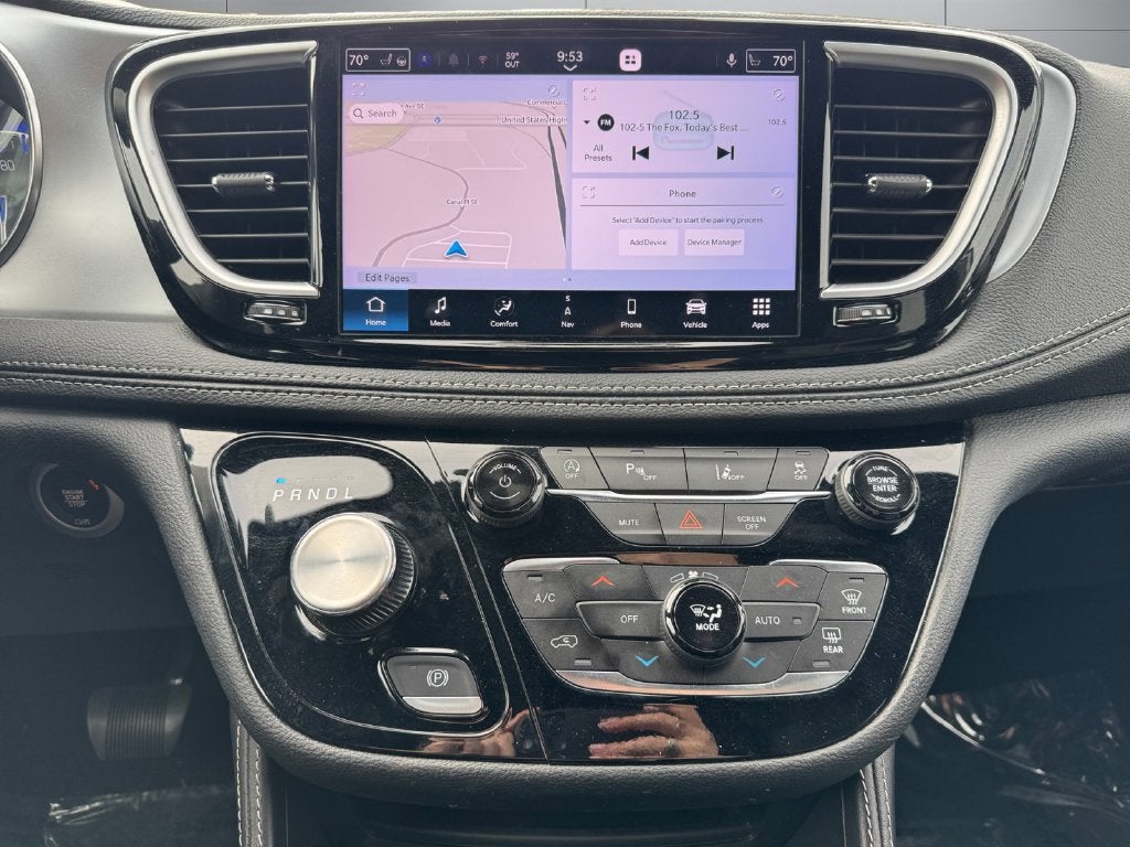 2025 Chrysler Pacifica Limited FWD