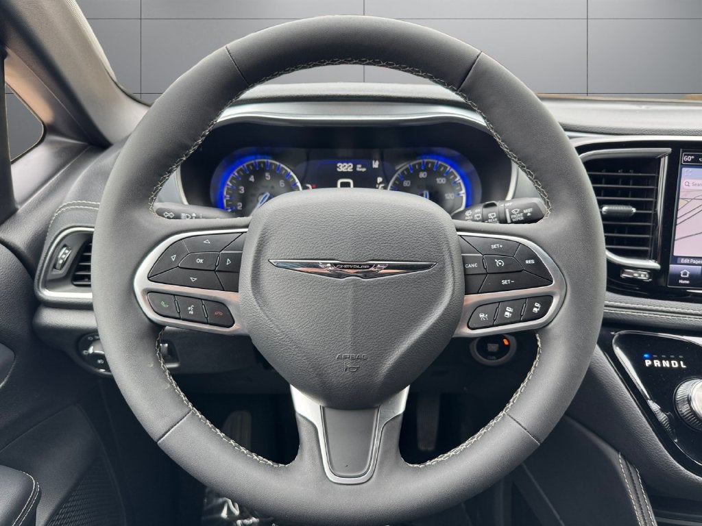 2026 Chrysler Pacifica Limited FWD