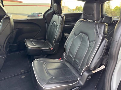 2026 Chrysler Pacifica Limited FWD