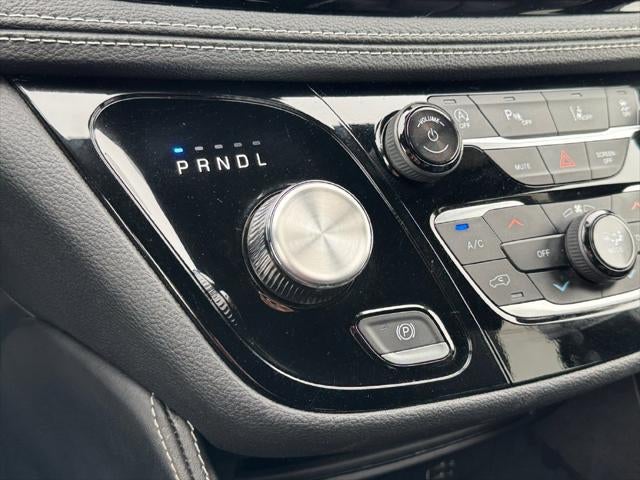 2026 Chrysler Pacifica Limited FWD
