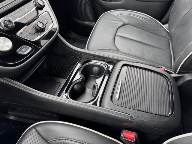 2026 Chrysler Pacifica Limited FWD