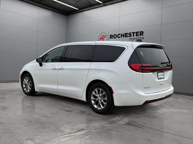 2026 Chrysler Pacifica Limited FWD
