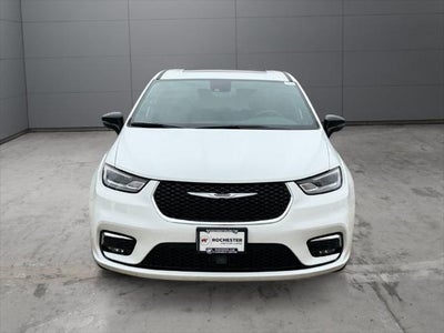 2026 Chrysler Pacifica Limited FWD