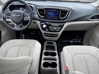 2019 Chrysler Pacifica Hybrid Touring Plus FWD