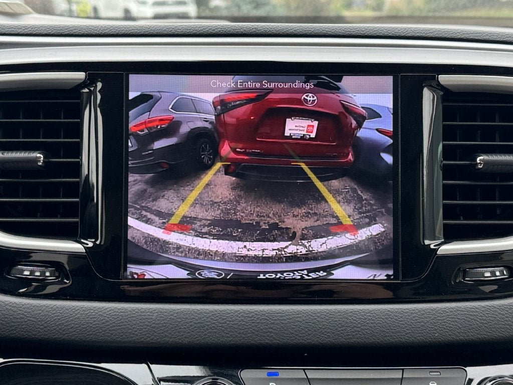 2019 Chrysler Pacifica Hybrid Touring Plus FWD