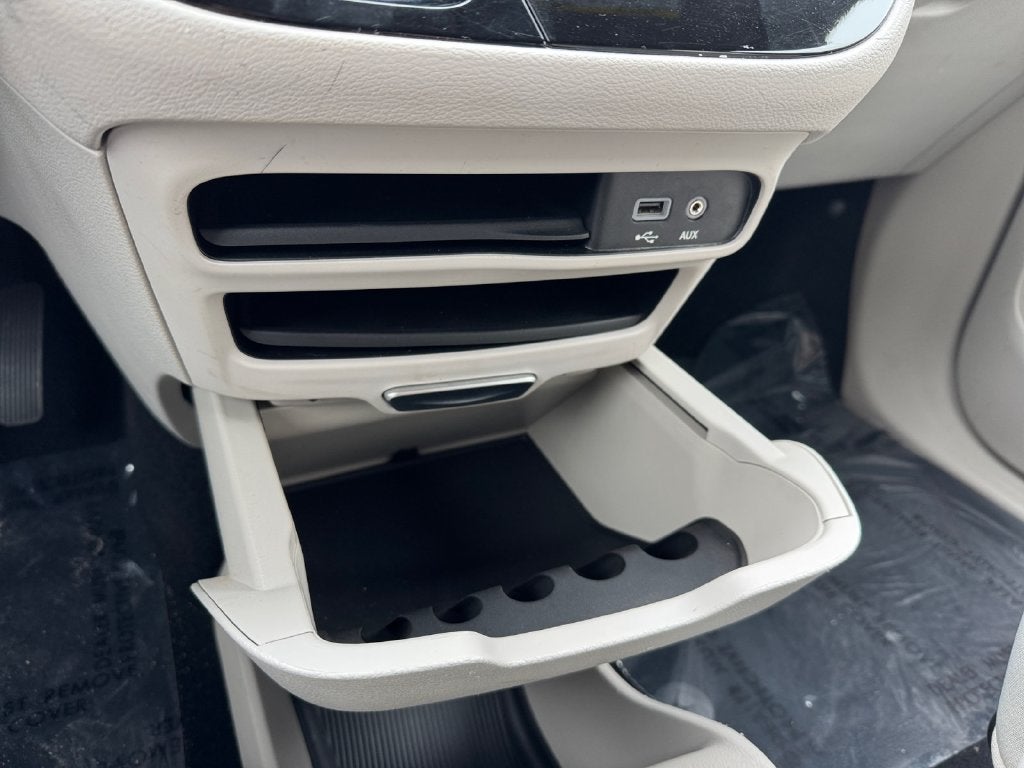 2019 Chrysler Pacifica Hybrid Touring Plus FWD