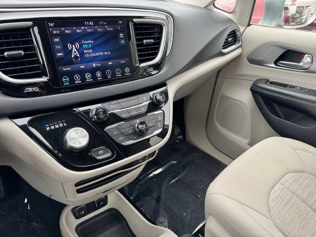 2019 Chrysler Pacifica Hybrid Touring Plus FWD