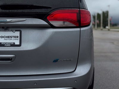 2019 Chrysler Pacifica Hybrid Touring Plus FWD