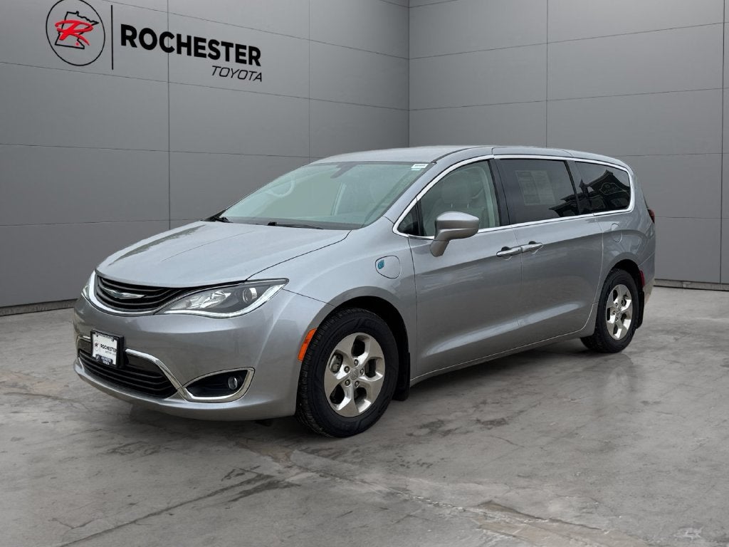 2019 Chrysler Pacifica Hybrid Touring Plus FWD
