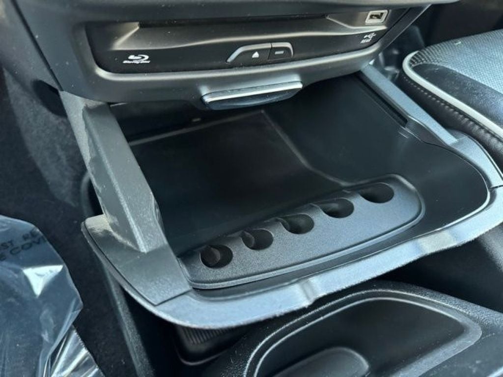 2020 Chrysler Pacifica Hybrid Limited FWD