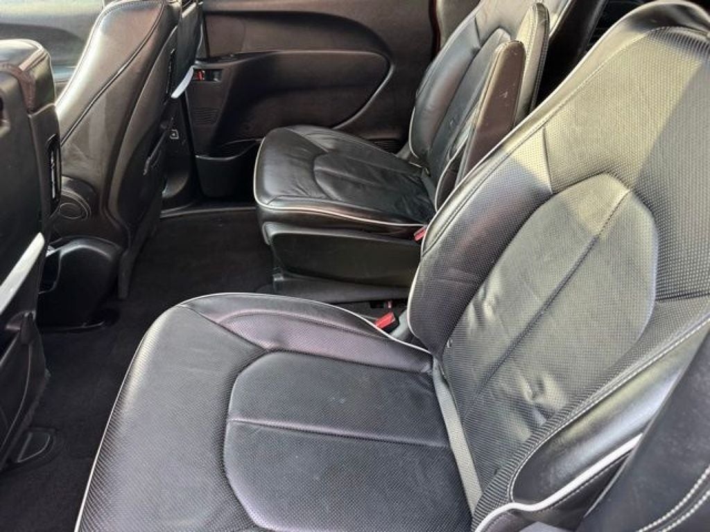 2020 Chrysler Pacifica Hybrid Limited FWD