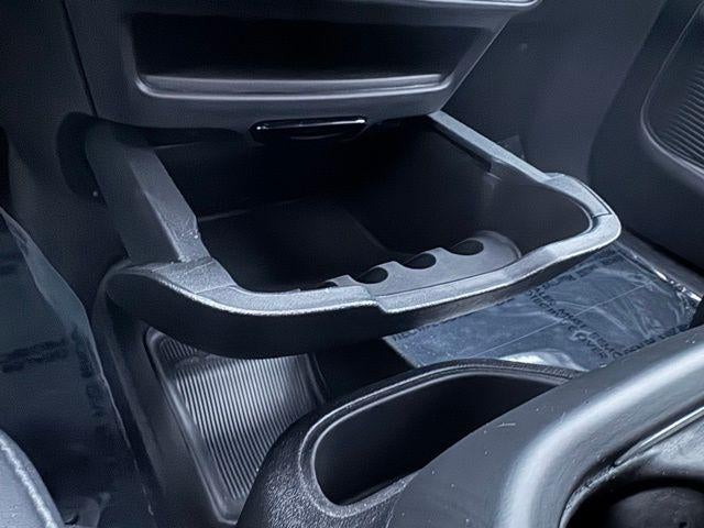 2024 Chrysler Pacifica Hybrid Select FWD