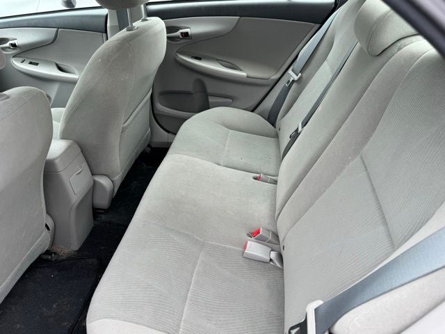 2013 Toyota Corolla LE FWD