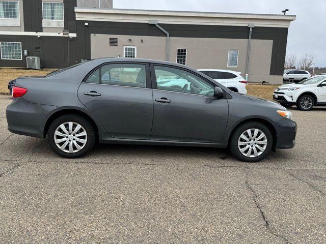 2013 Toyota Corolla LE FWD