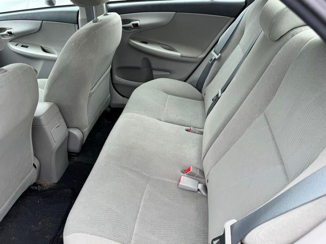 2013 Toyota Corolla LE FWD