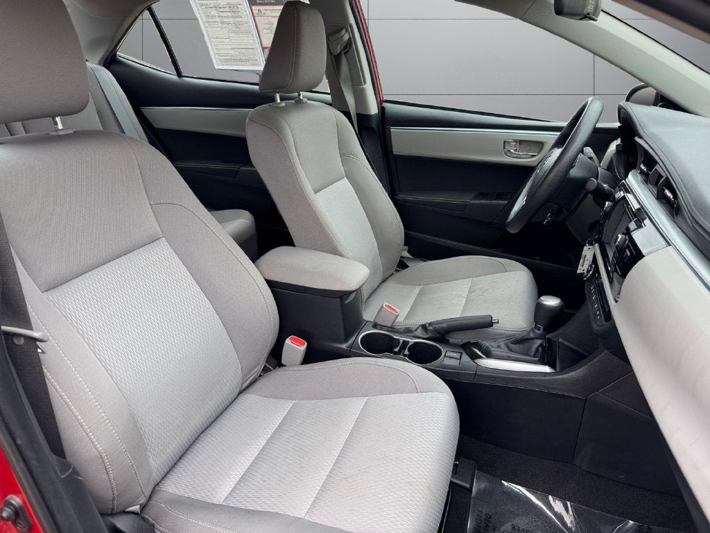 2016 Toyota Corolla LE FWD