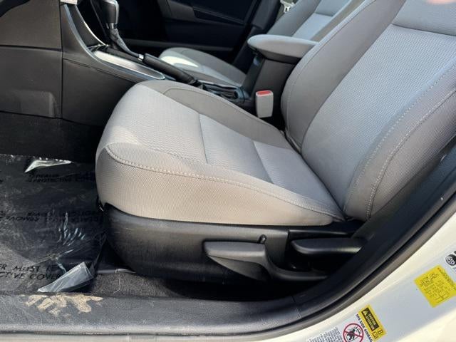 2015 Toyota Corolla LE Plus FWD