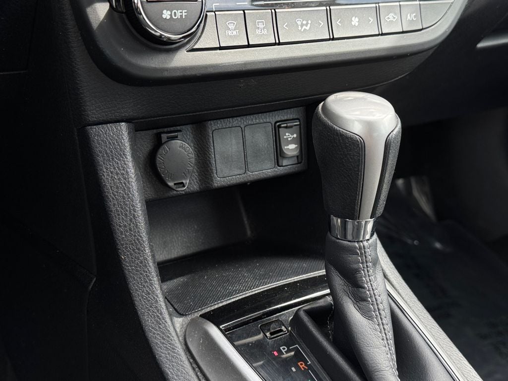 2015 Toyota Corolla LE Plus FWD