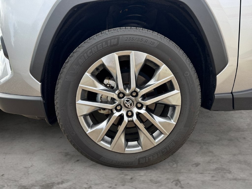 2025 Toyota RAV4 XLE Premium AWD