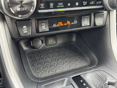 2025 Toyota RAV4 XLE Premium AWD