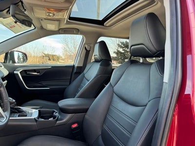 2021 Toyota RAV4 XLE Premium AWD