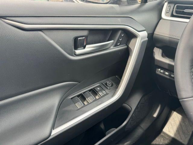 2025 Toyota RAV4 XLE Premium AWD