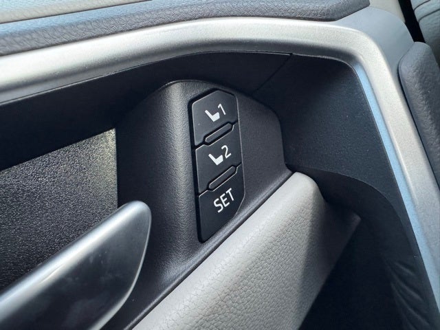 2025 Toyota RAV4 XLE Premium AWD