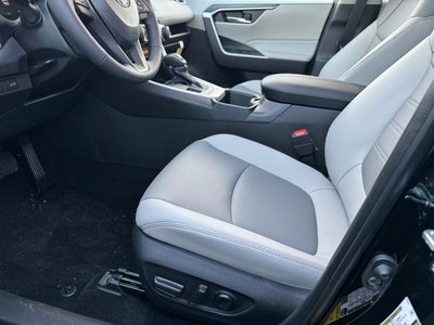 2025 Toyota RAV4 XLE Premium AWD