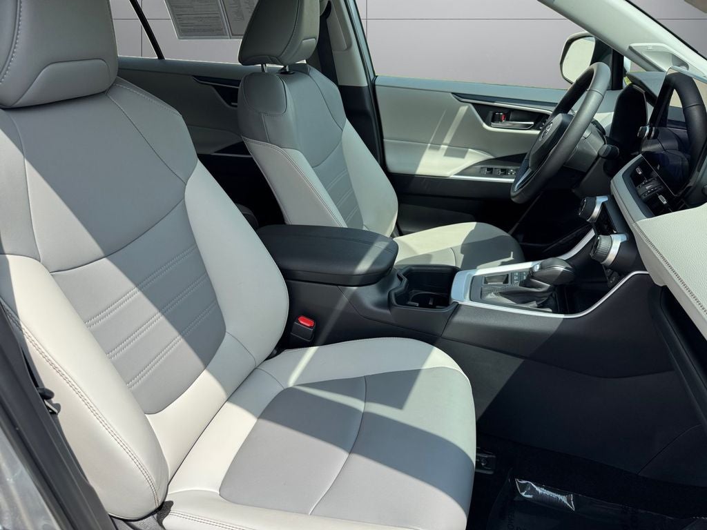 2025 Toyota RAV4 XLE Premium AWD