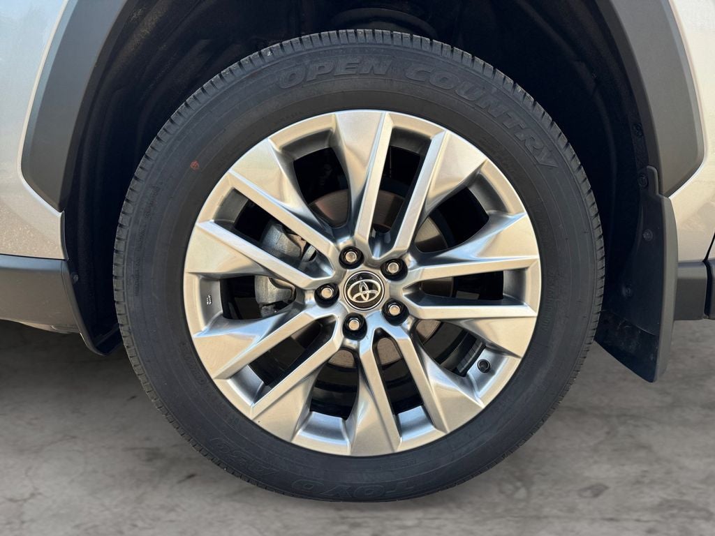 2025 Toyota RAV4 XLE Premium AWD