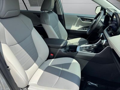2025 Toyota RAV4 XLE Premium AWD