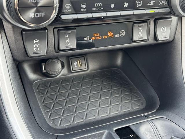 2025 Toyota RAV4 XLE Premium AWD