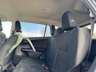 2017 Toyota RAV4 LE AWD