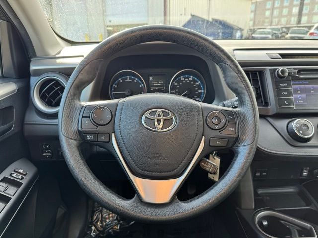 2017 Toyota RAV4 LE AWD