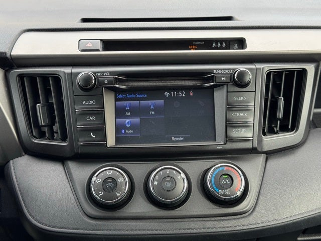 2017 Toyota RAV4 LE AWD