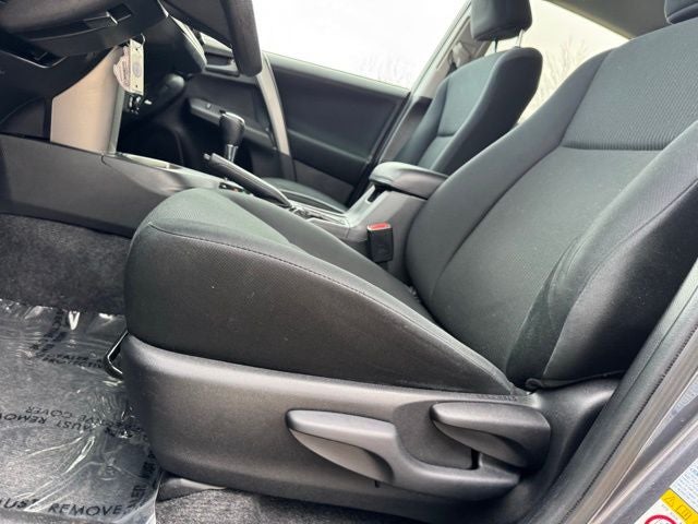 2017 Toyota RAV4 LE AWD